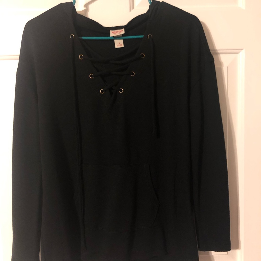Merona long sleeve shirt with hood